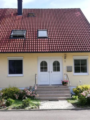 Ferienwohnung am Bodensee mit 3 Schlafzimmer über 2 Etage mit kleine Balkon bis 7 Personen